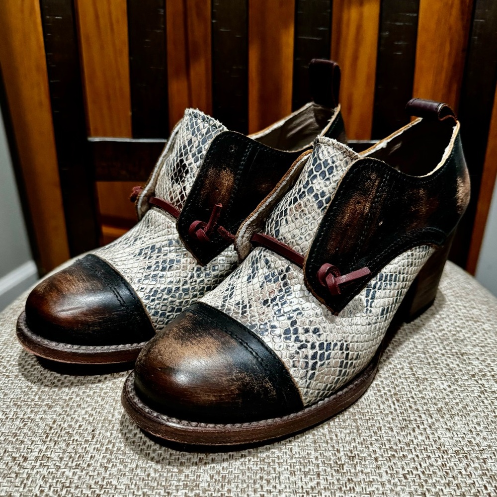 Freebird by Steven Catalina Booties size 7